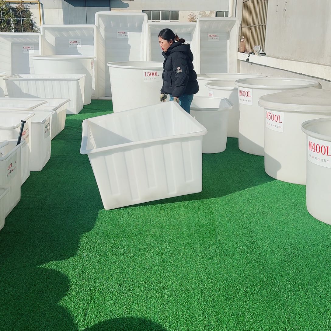 圆形款500升圆桶2个800升长方形一个