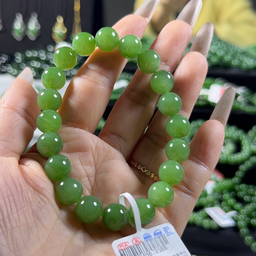 和田玉（碧玉）手链未镶嵌9.5