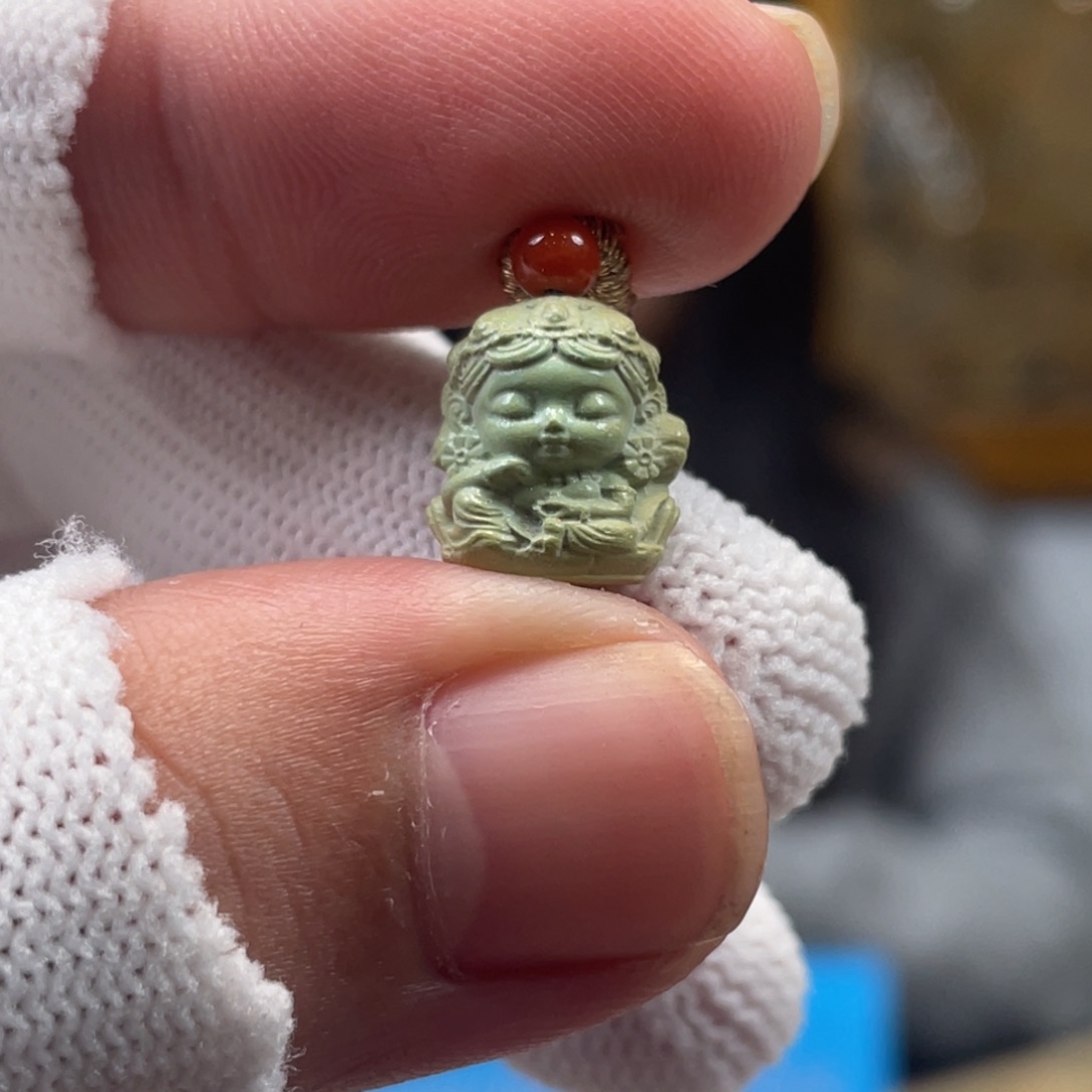 绿松石未镶嵌挂件