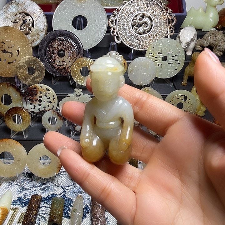 和田玉挂件未镶嵌如**铺