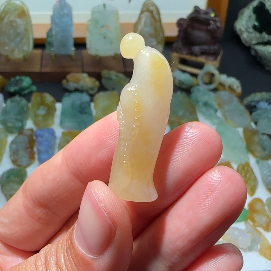 翡翠颈饰未镶嵌缅甸翡翠