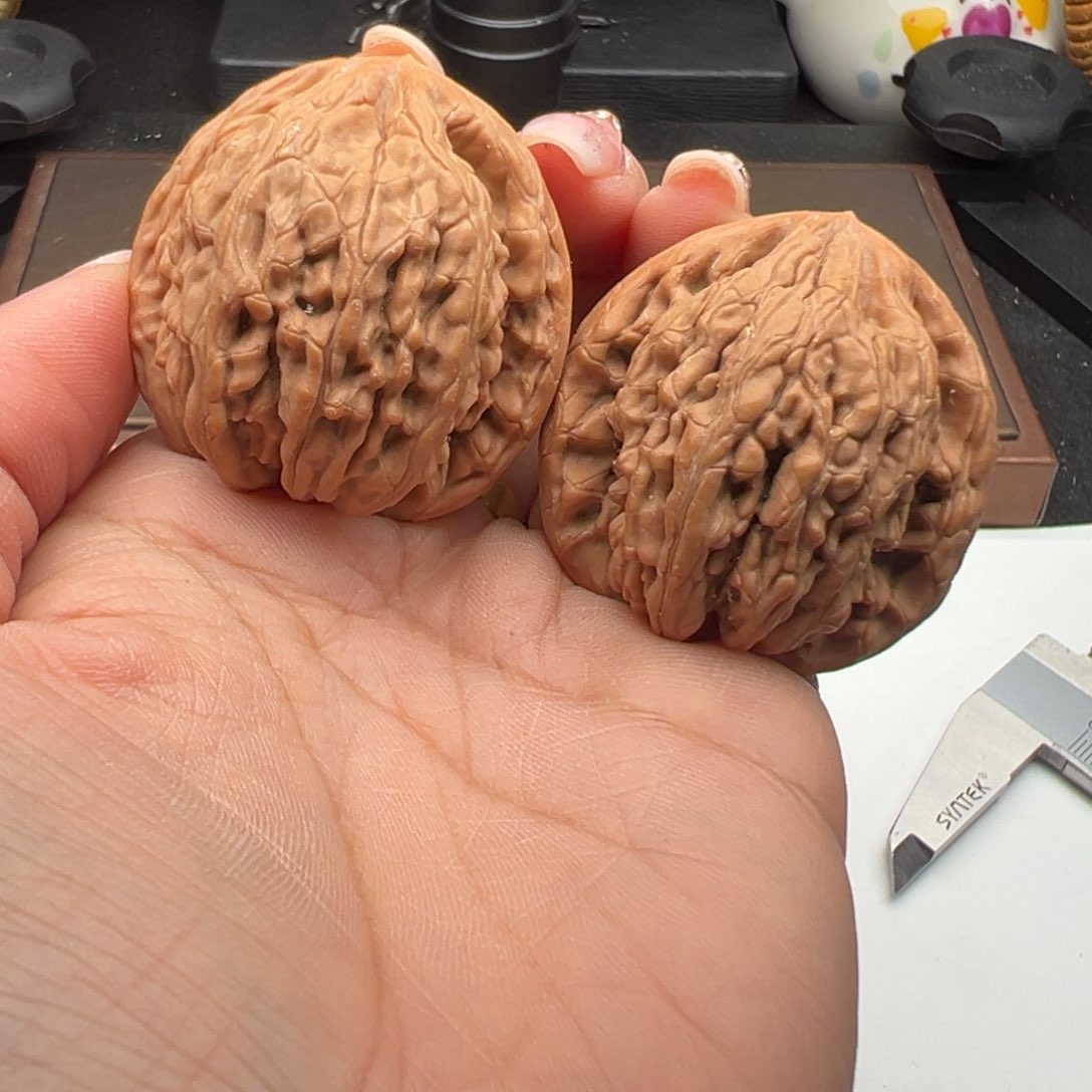 文玩核桃把件虎头王41