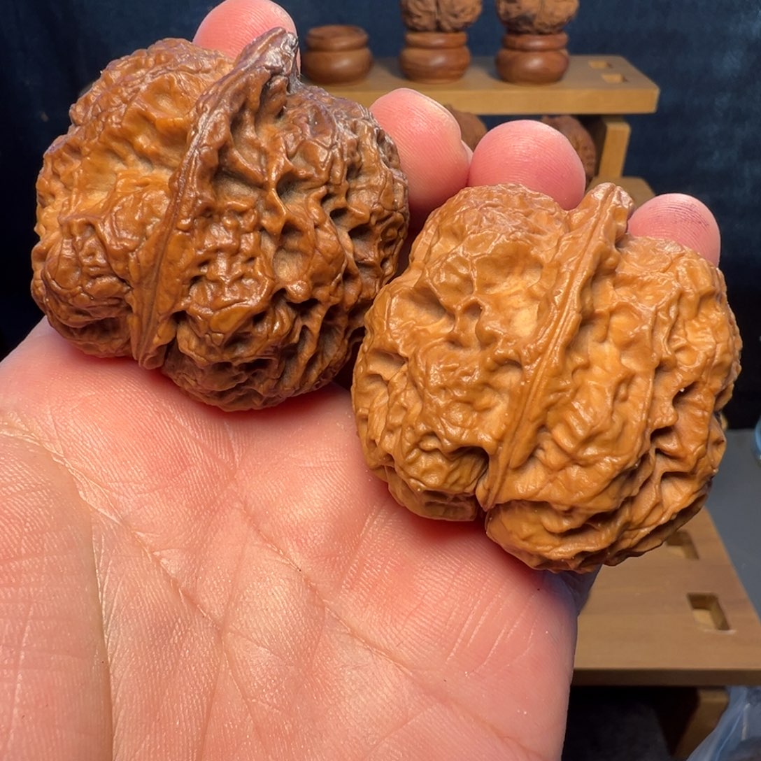 文玩核桃吊坠至尊元宝蟾45mm