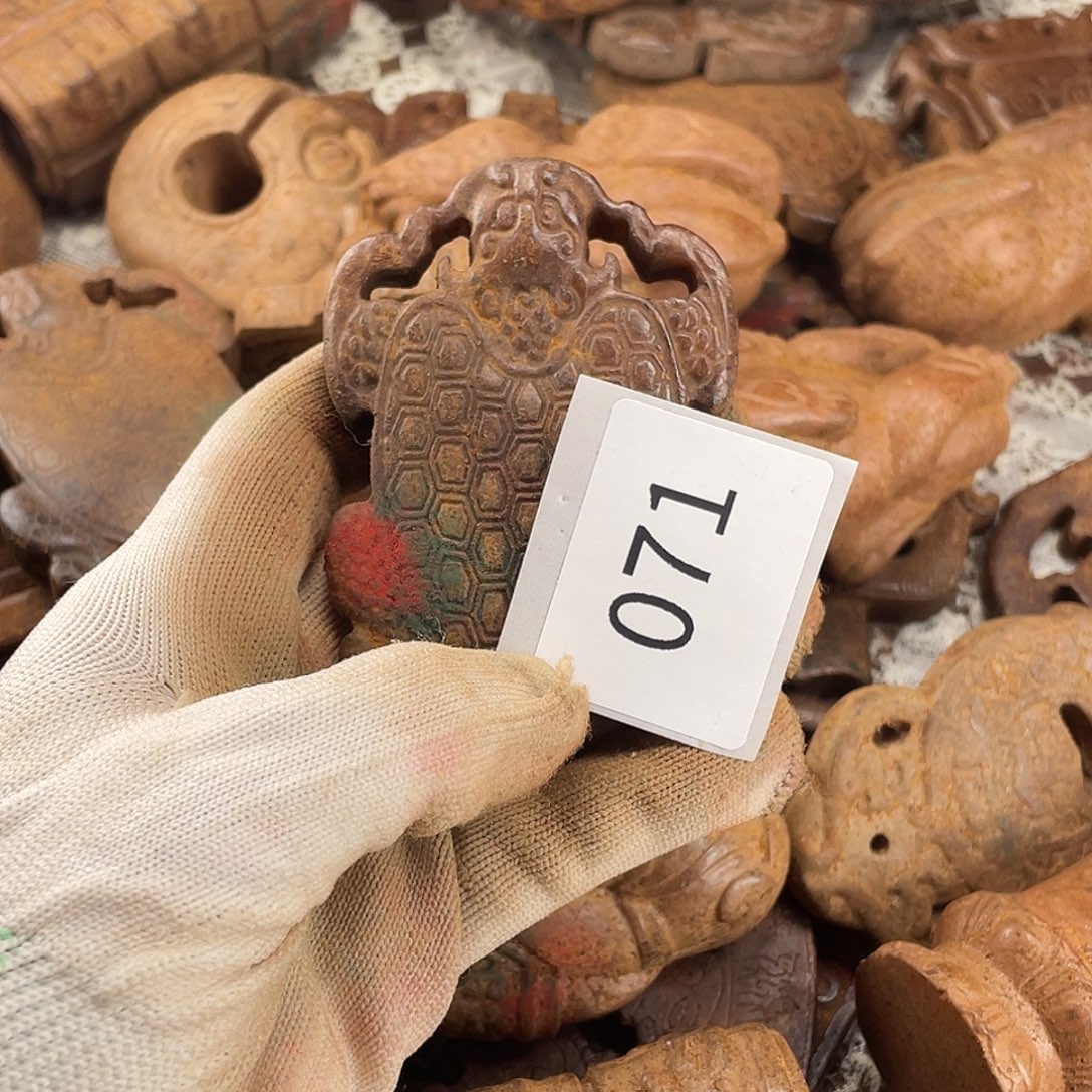 和田玉（糖玉）未镶嵌挂件