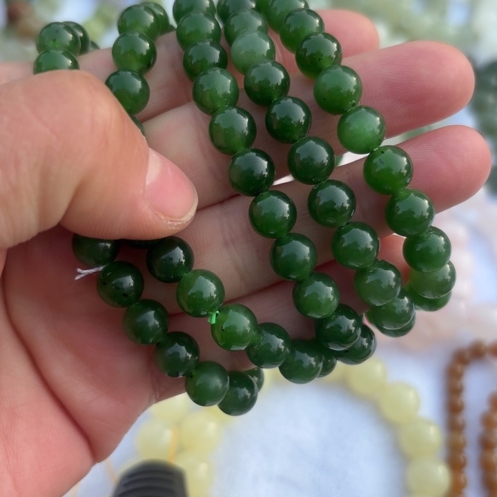 和田玉（碧玉）未镶嵌手链