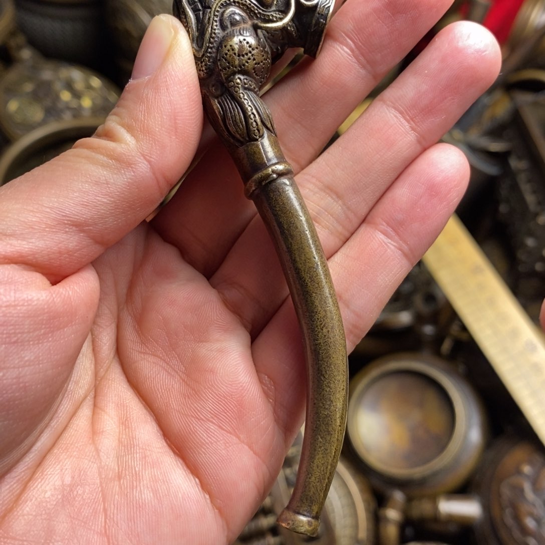 精美铜器做工精良