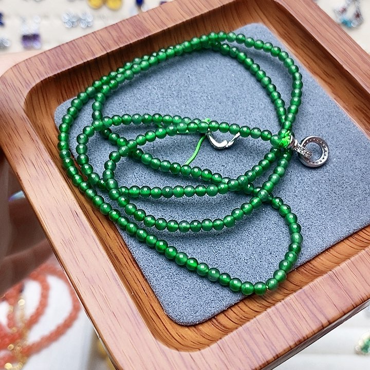 翡翠吊坠(不含链)合金吊坠