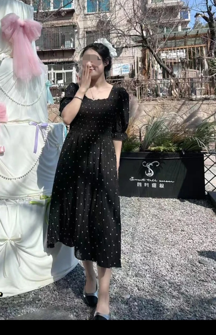 《大亭家》碎花连衣裙2025新款女夏季气质显瘦遮肉连衣裙990923