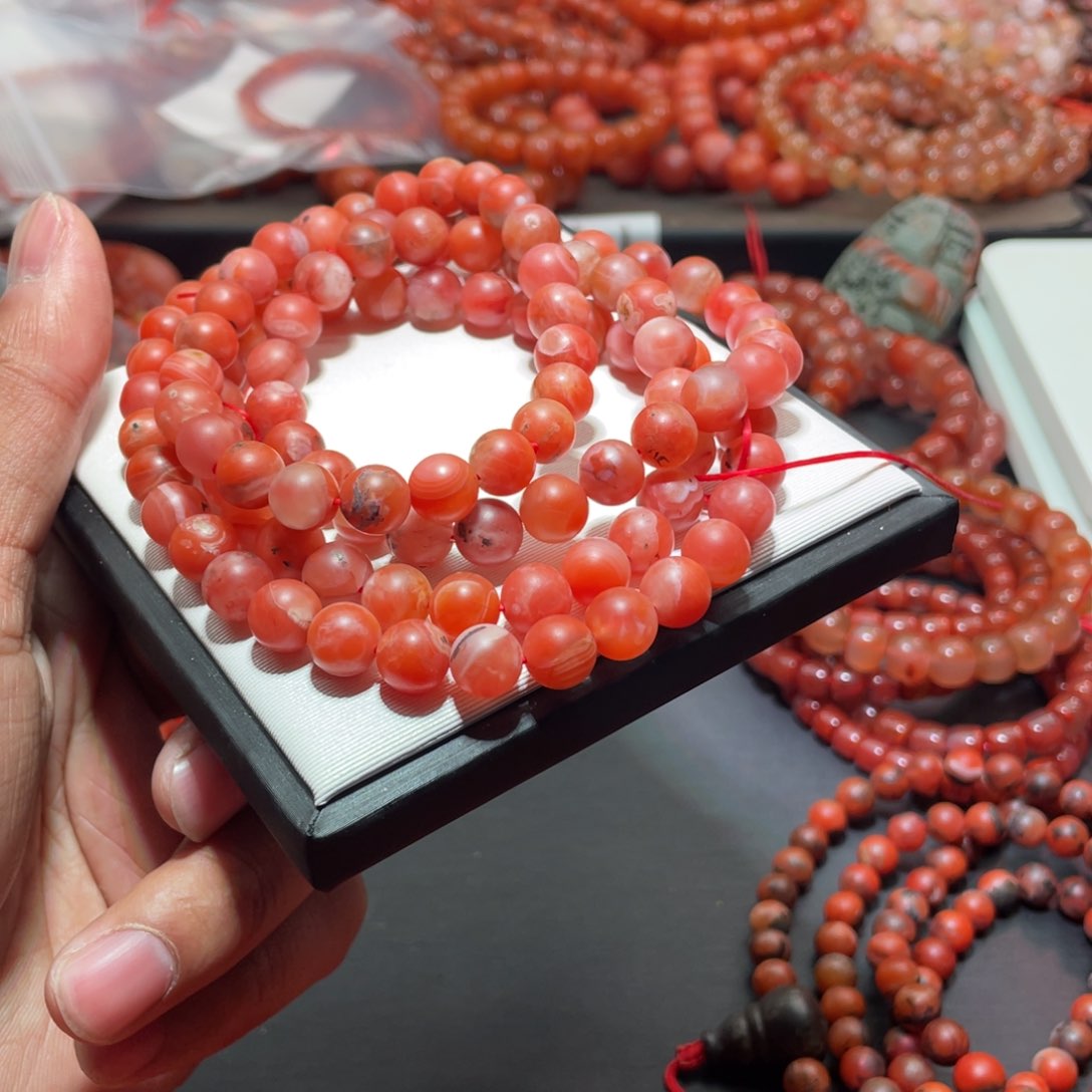 南红玛瑙手链未镶嵌