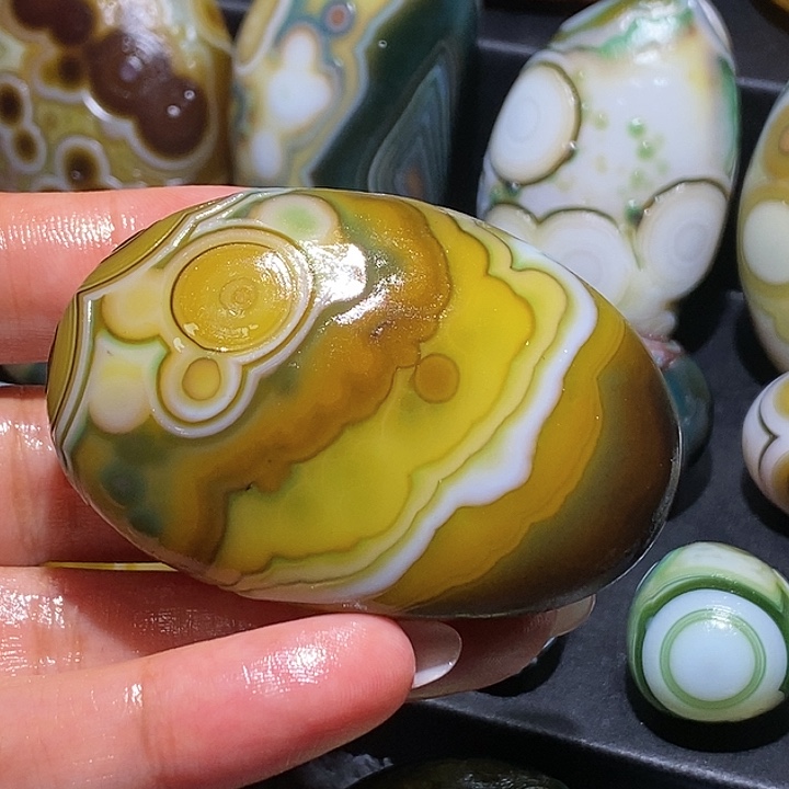 玛瑙/玉髓未镶嵌珠宝奇石102