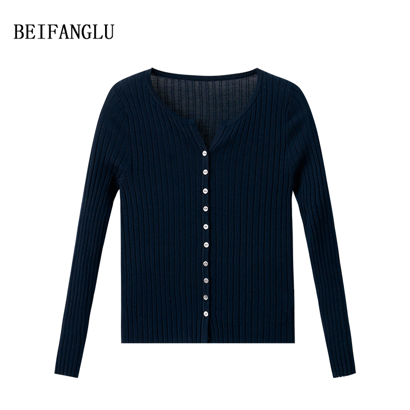 北方鹿 修身显瘦新款简约休闲小V领坑条纹羊毛针织衫5570