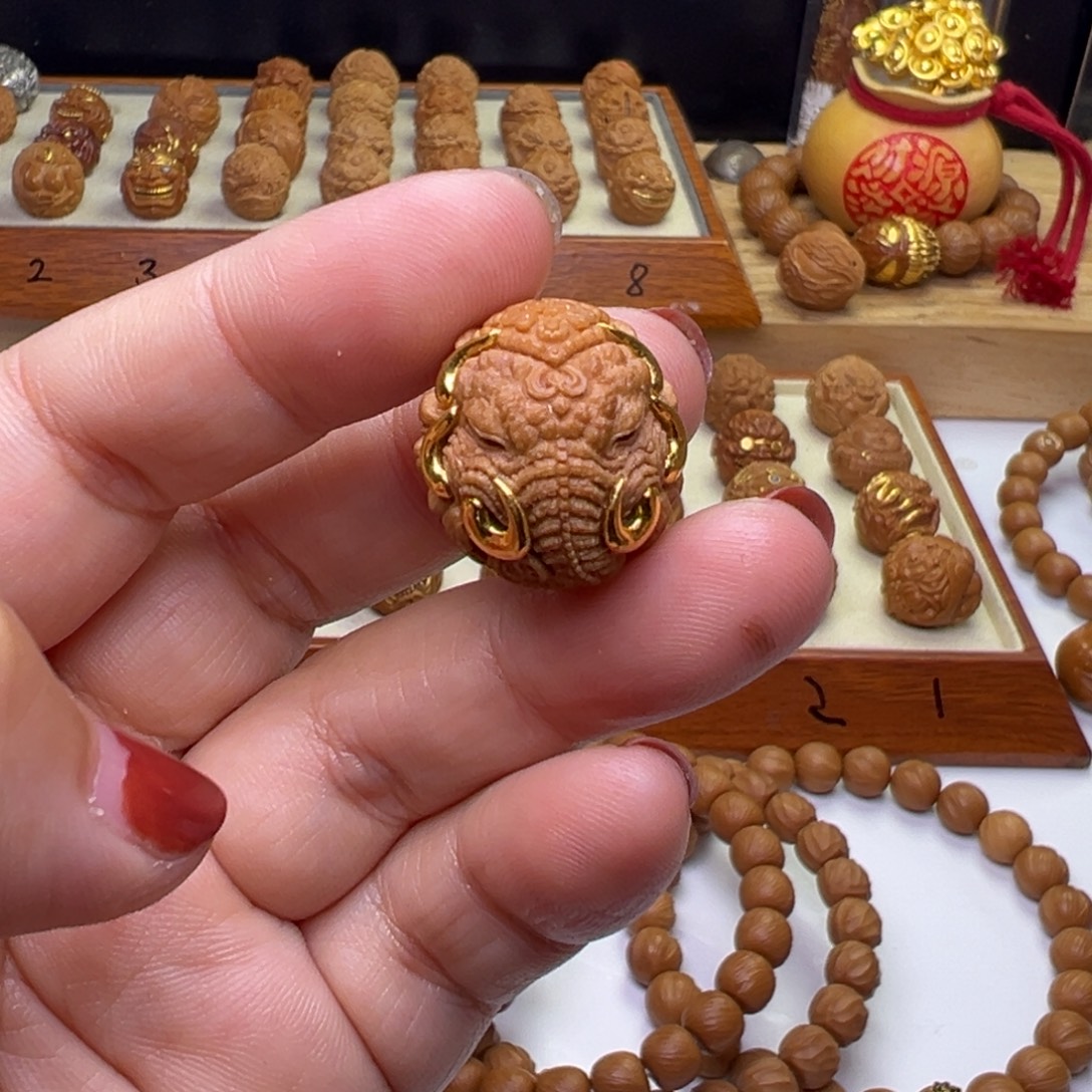 吊坠猴头核桃猴头