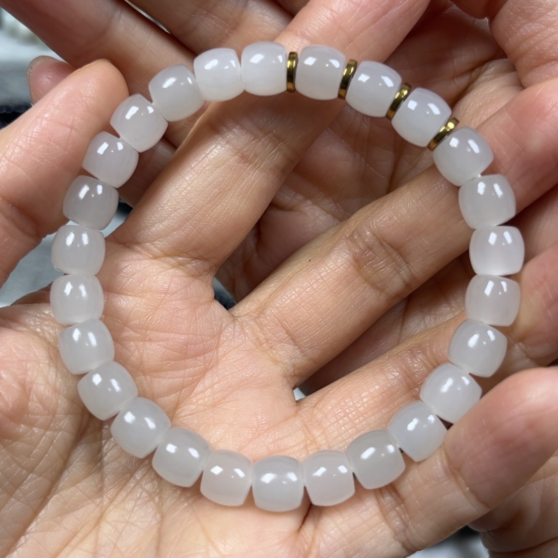 和田玉手串未镶嵌.****溟卡8直切