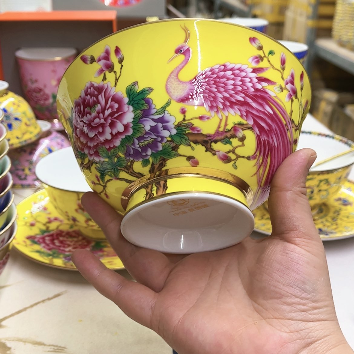 【闪购商品】骨瓷6英寸2黄。。。。。。。