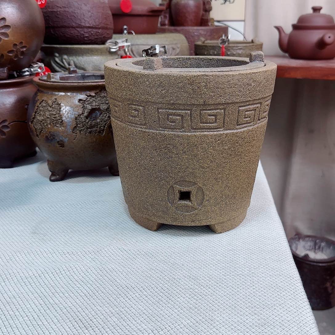 紫砂镂空系列铁秀紫砂回纹铜钱炉 二级品磕碰