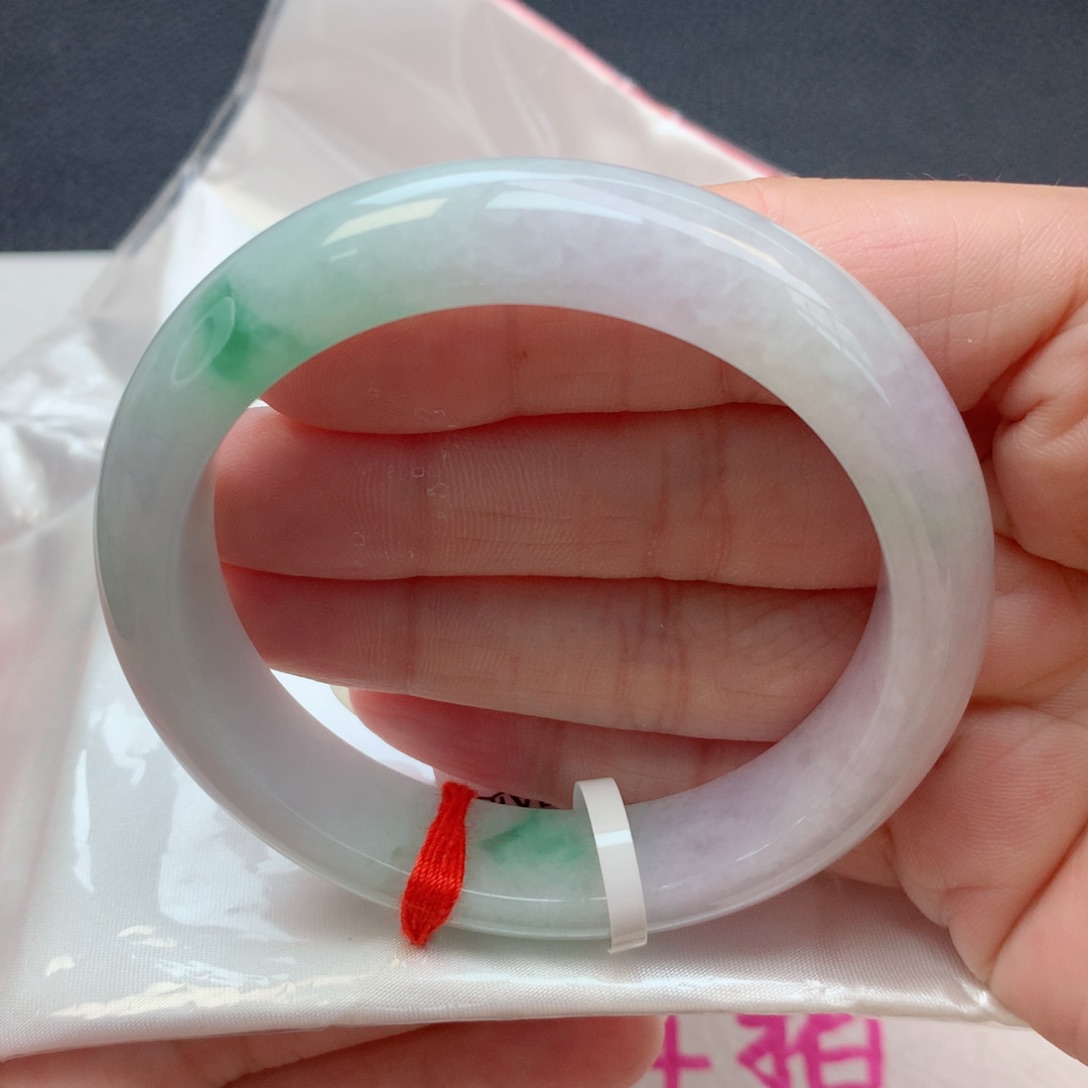 未镶嵌手镯翡翠55.7圈 春带彩有纹福利