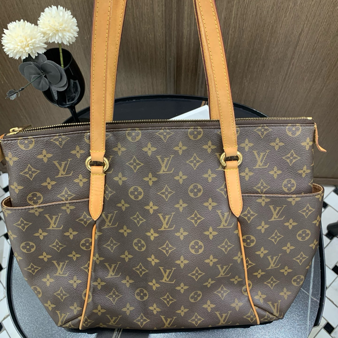 99新 LouisVuitton/路易威登 路易威登老花奶瓶包（15717033）