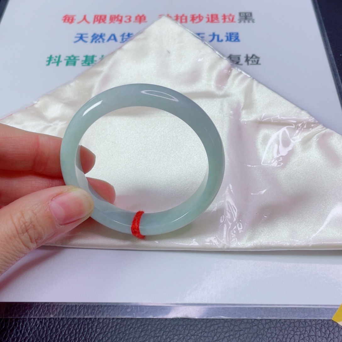 翡翠手镯未镶嵌?***舞天然