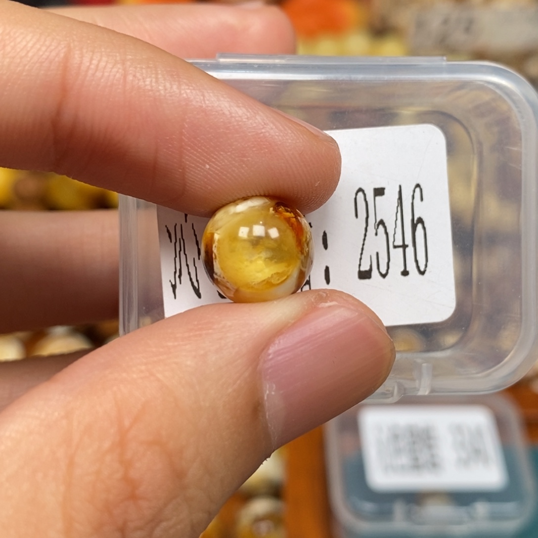 蜜蜡未镶嵌珠宝奇石2546