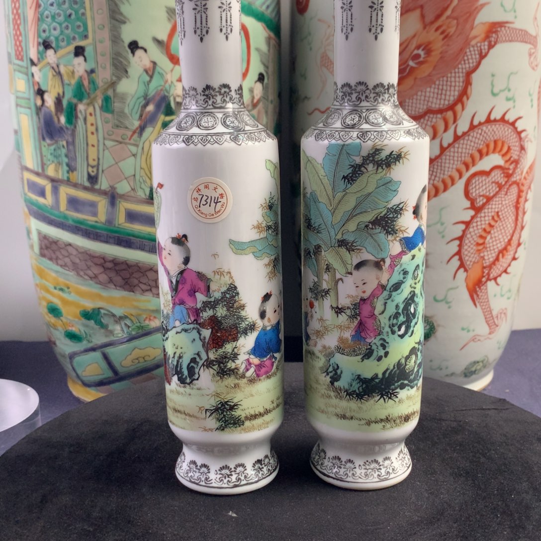 陶瓶7314瓷器—粉彩婴戏图棒槌瓶一对
