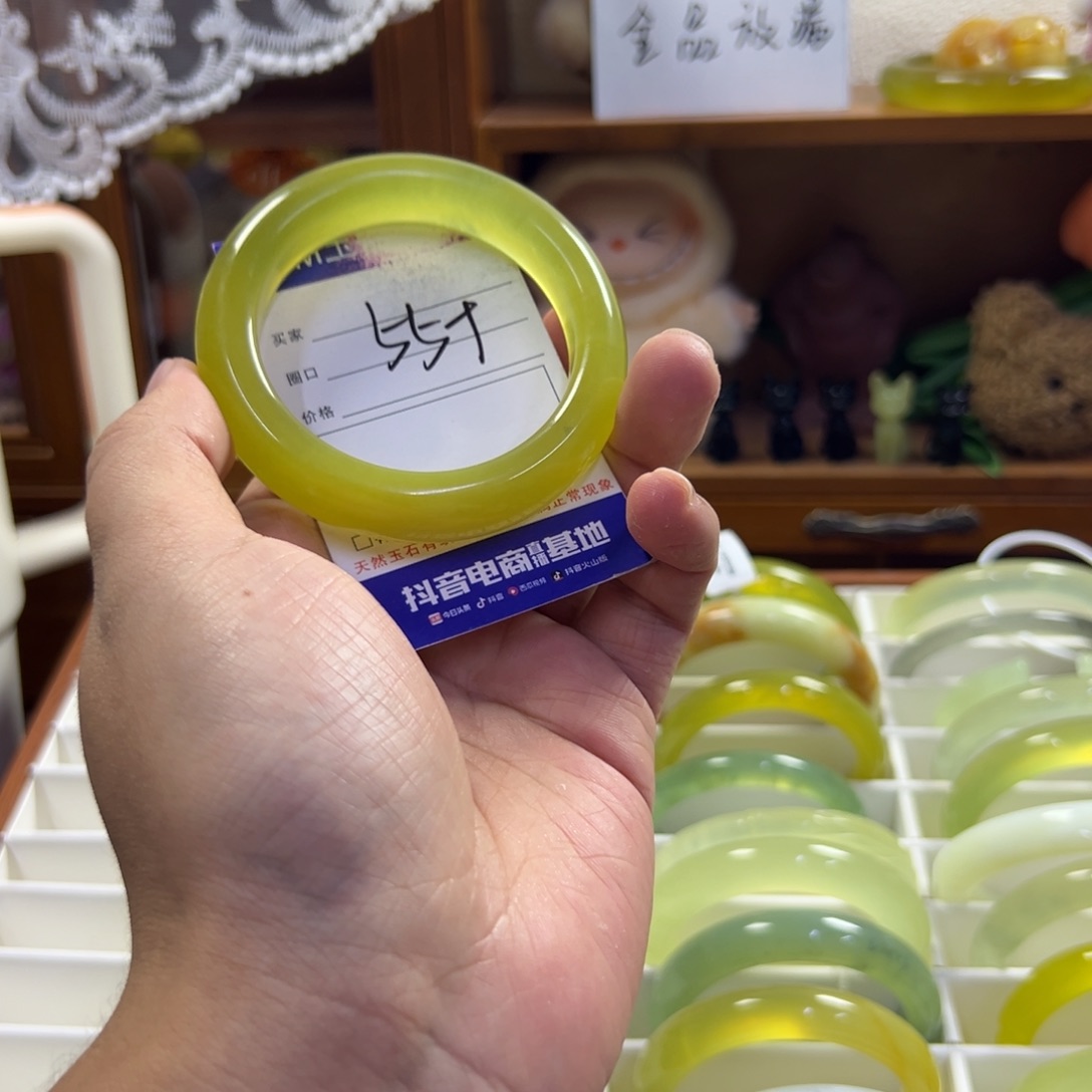 蛇纹石玉未镶嵌手镯499