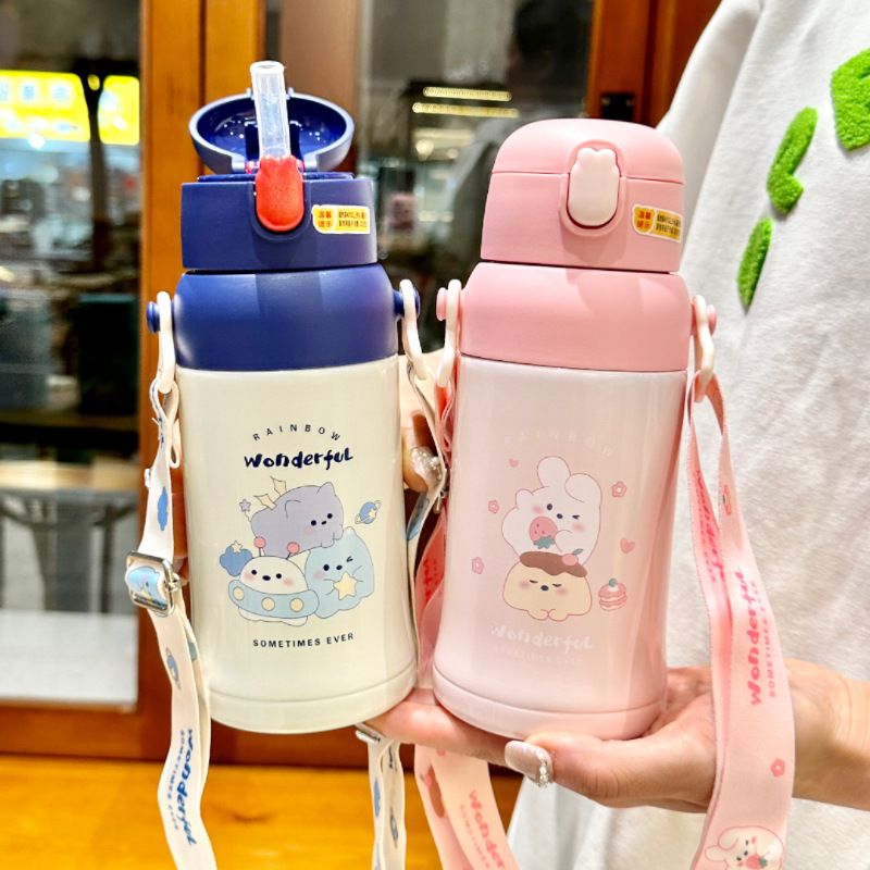 《可放书包侧兜》儿童保温杯食品级幼儿园小学生吸管便携水杯壶
