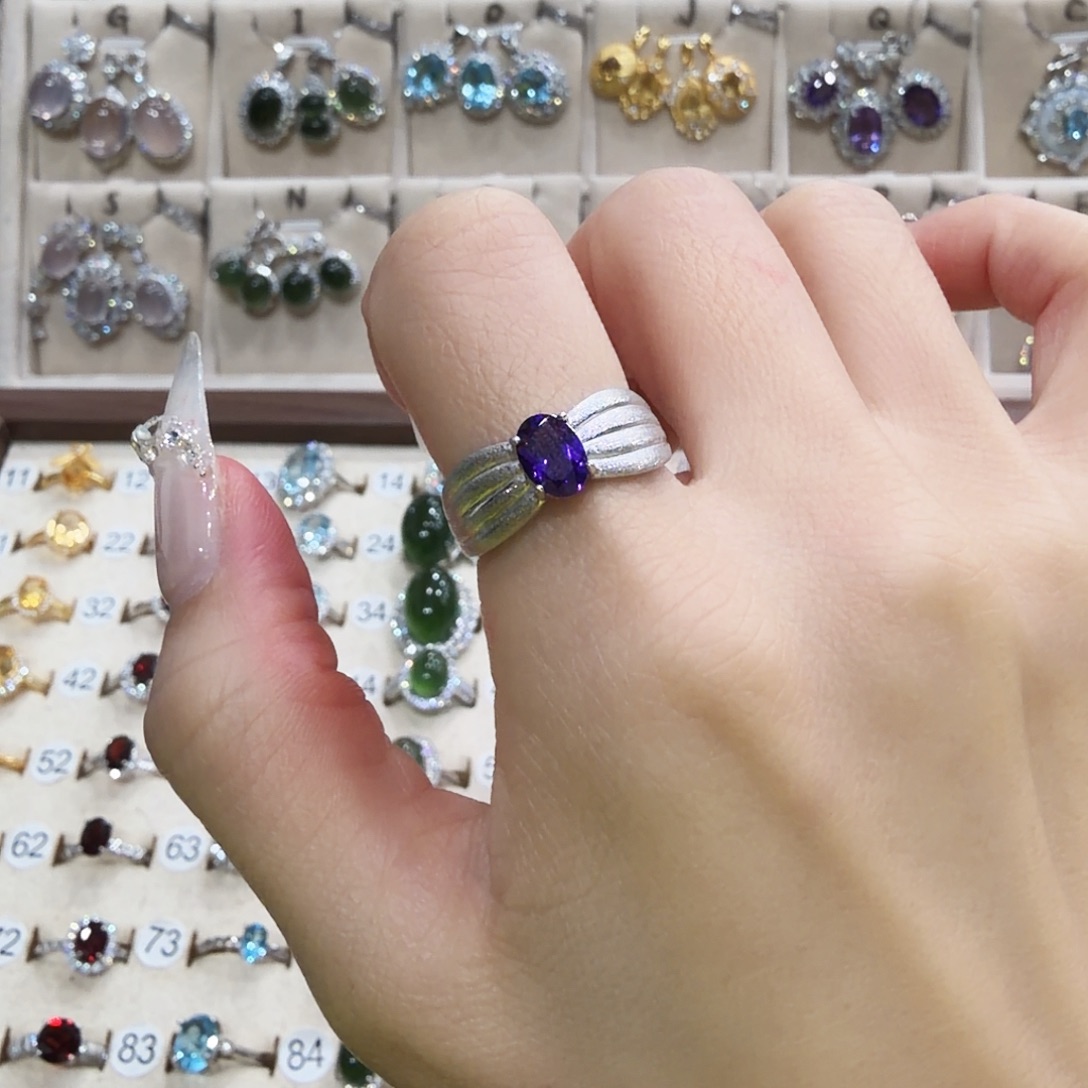 卡***）银S925镶嵌紫晶戒指