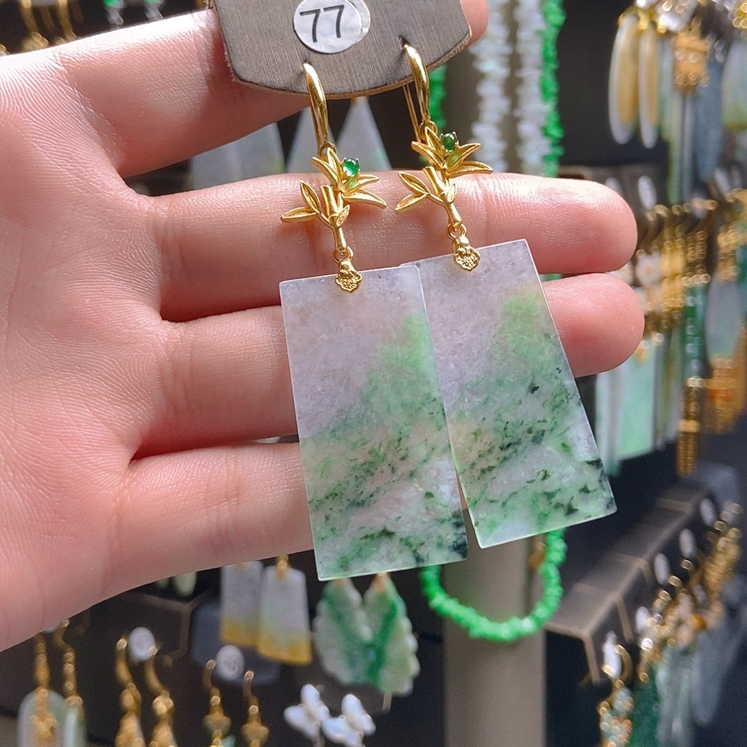 翡翠未镶嵌耳饰翡翠