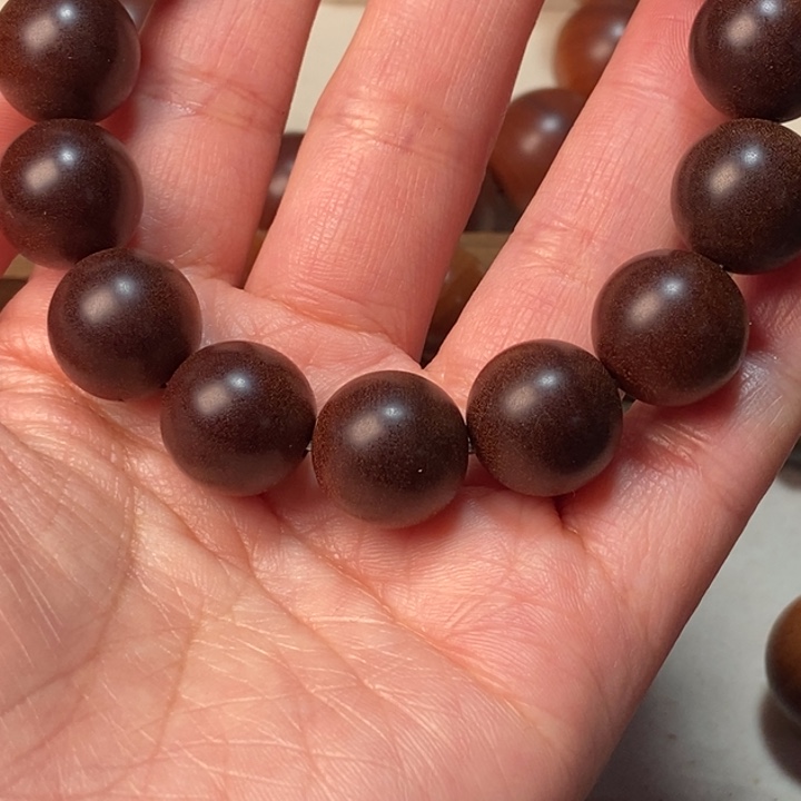 ℋ***࿐檀香木老山檀香檀香王1.5*15，焦糖奶甜香