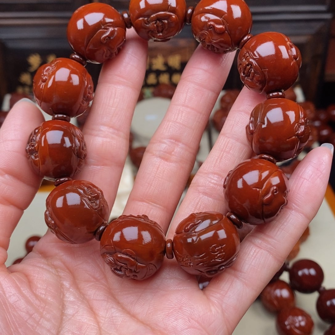 橄榄核吊坠答*财迷，