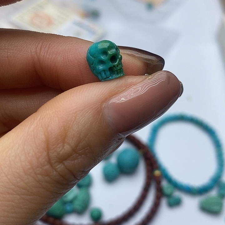 绿松石未镶嵌珠宝奇石