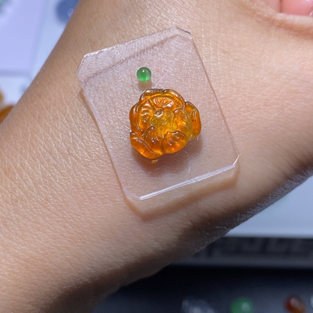 定制翡翠未镶嵌翡翠