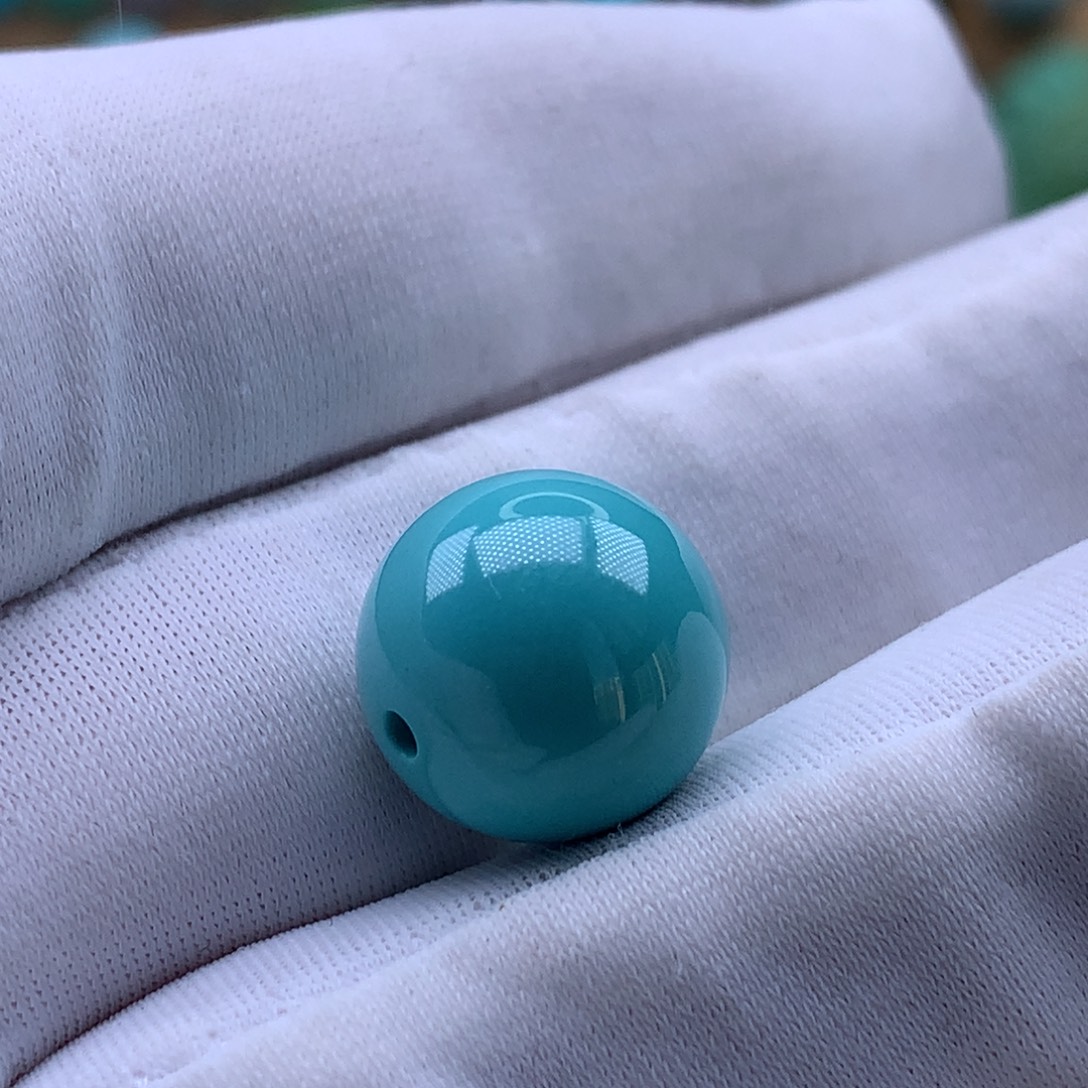 箫***本绿松石未镶嵌珠宝奇石