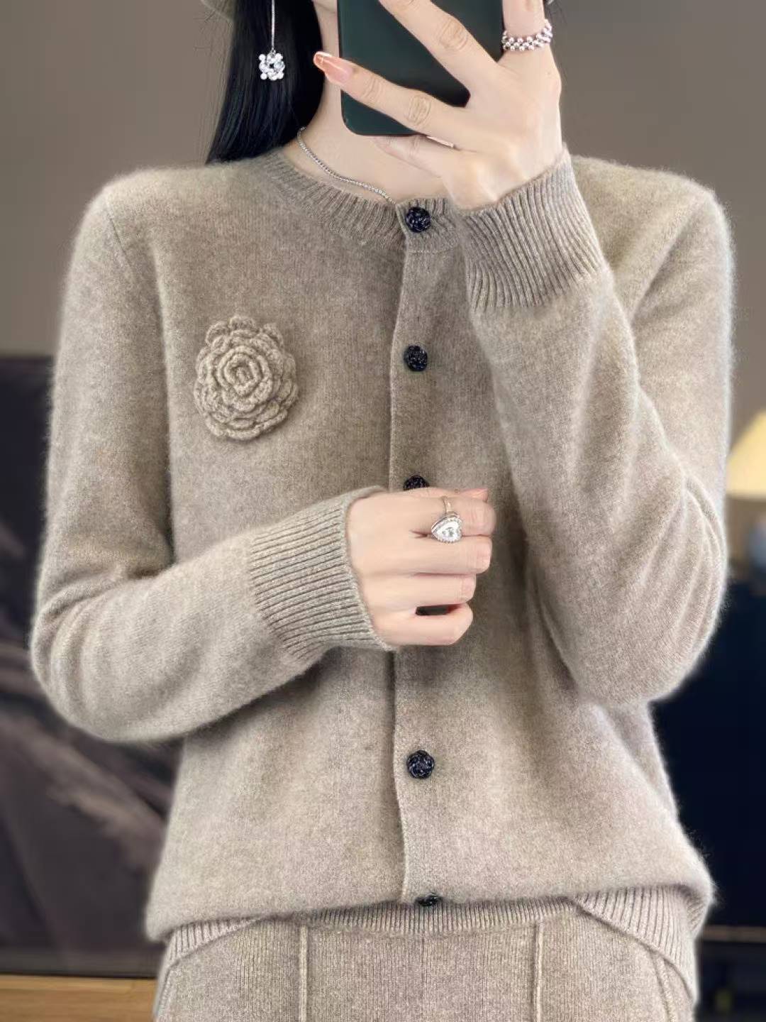 894羊毛开衫100羊毛开衫女勾花外套