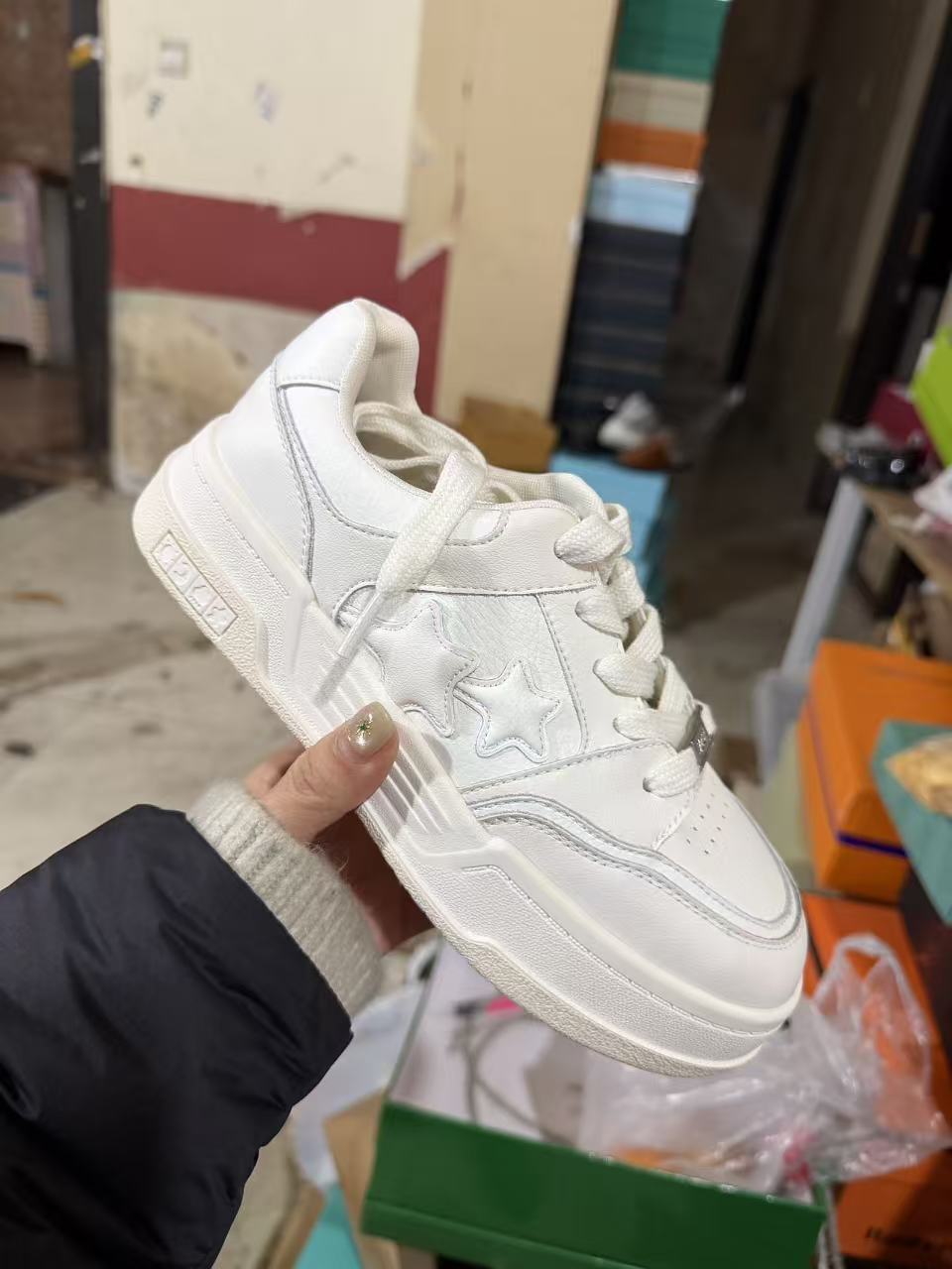 B-072 新款休闲板鞋802323-321