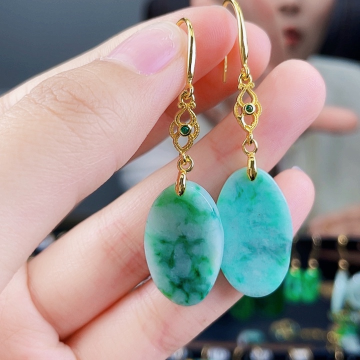 翡翠耳饰未镶嵌饰品