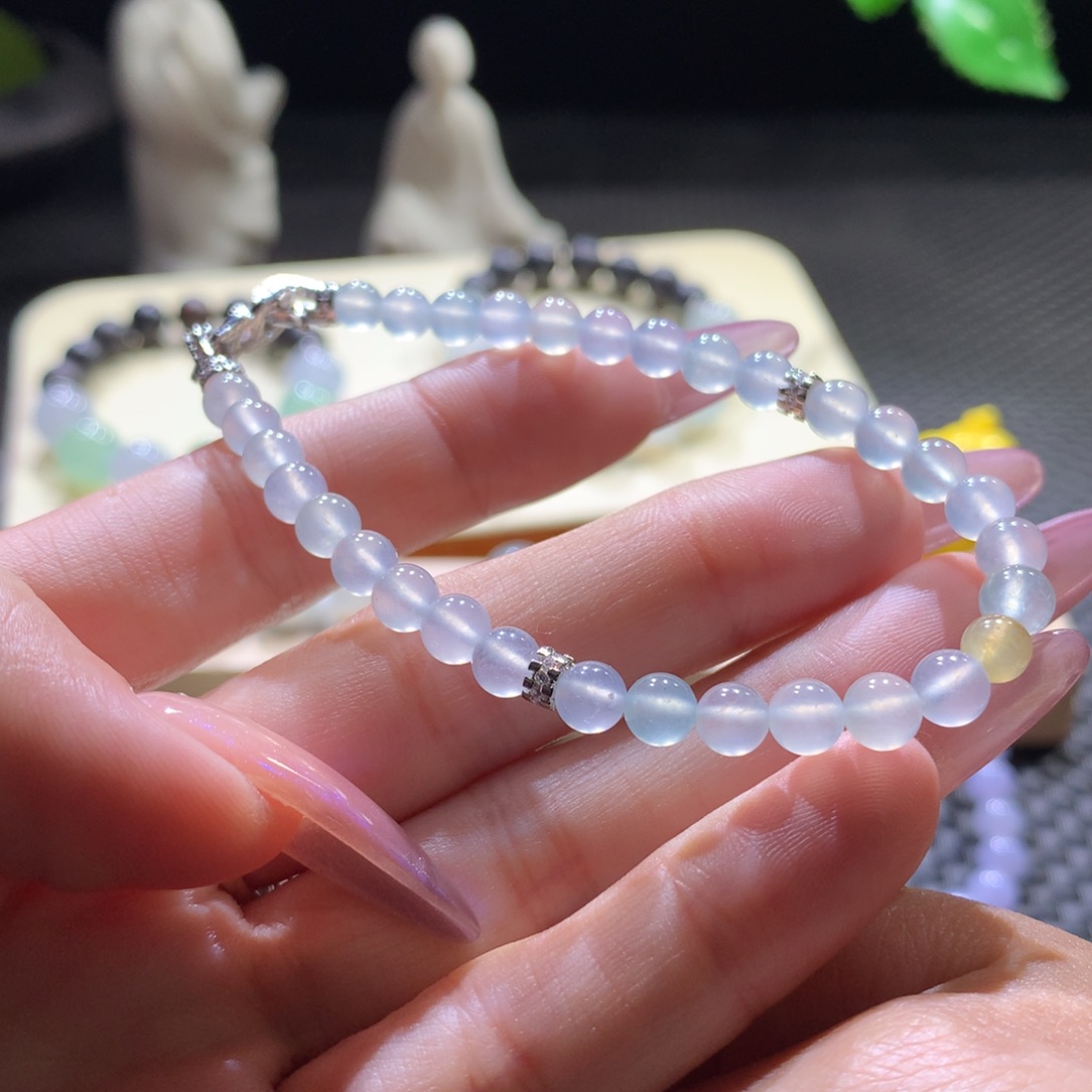 翡翠手链未镶嵌卡5