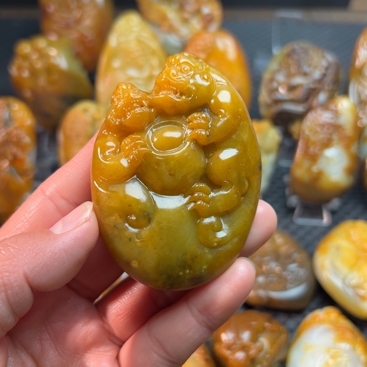 和田玉把件未镶嵌幸**安