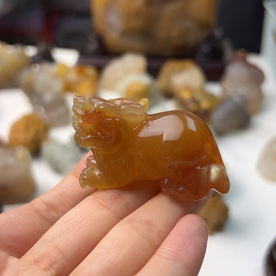 未镶嵌颈饰玛瑙/玉髓