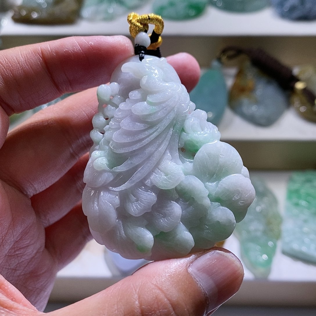 【闪购商品】翡翠颈饰未镶嵌凤凰