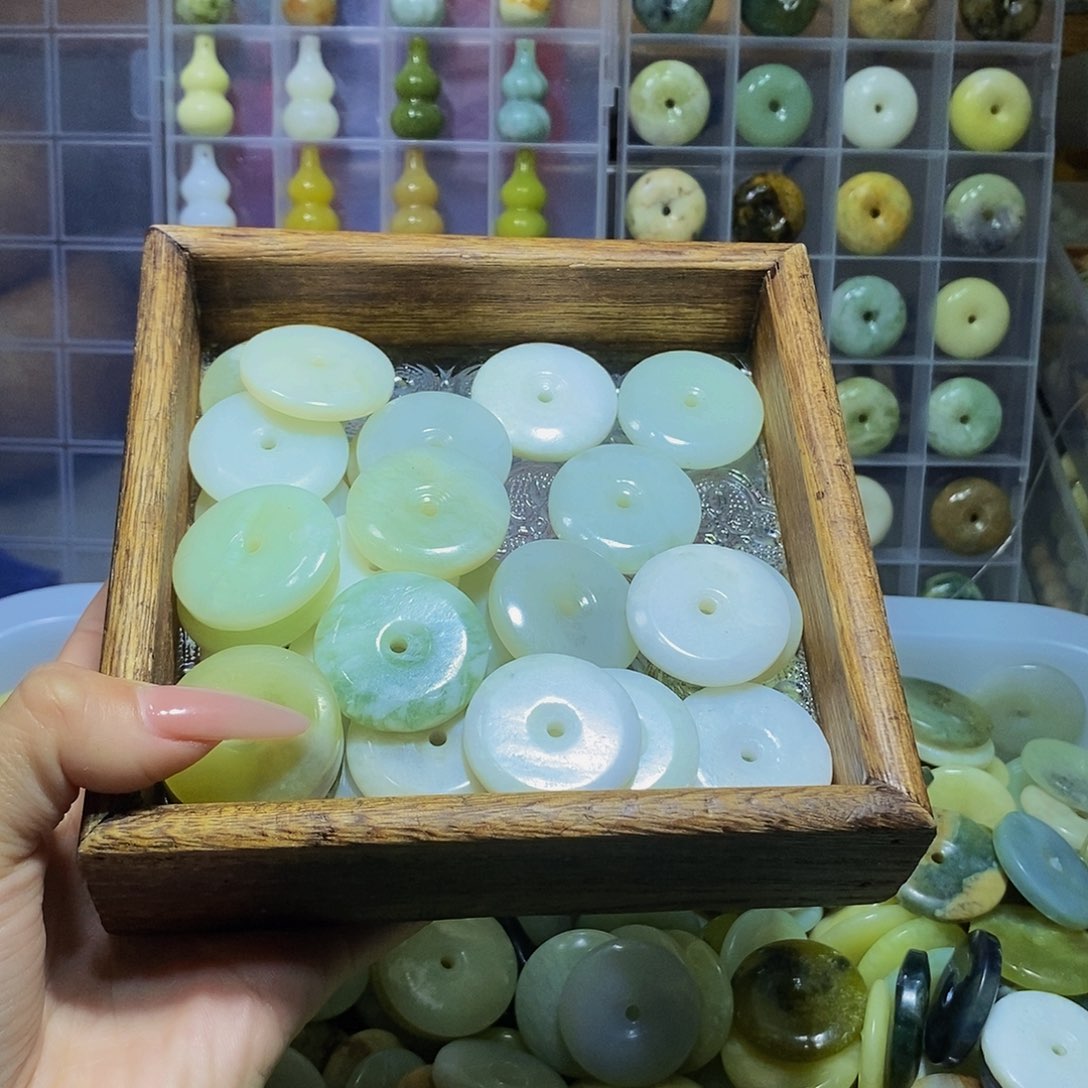 未镶嵌蛇纹石玉其他83