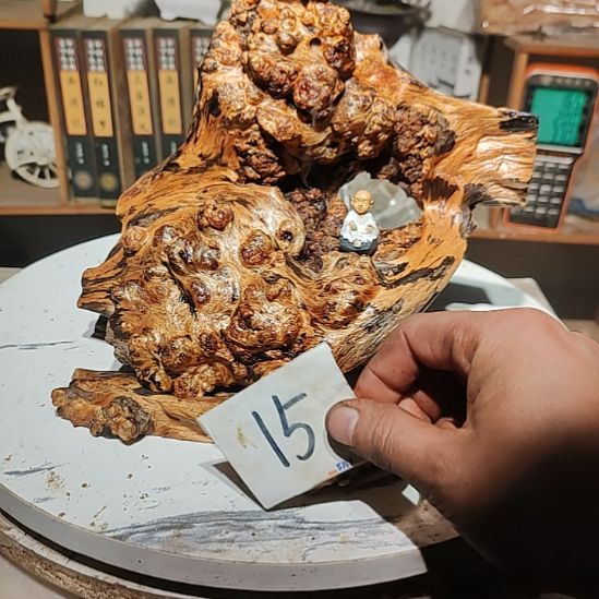 苏****泥塑15北沉香琥珀木天然造型山水