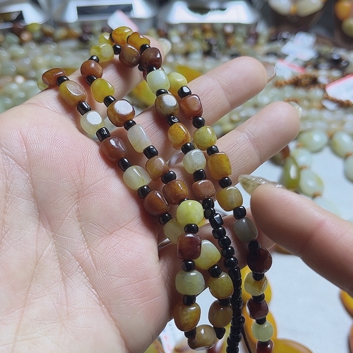 和田玉（糖玉）未镶嵌手链