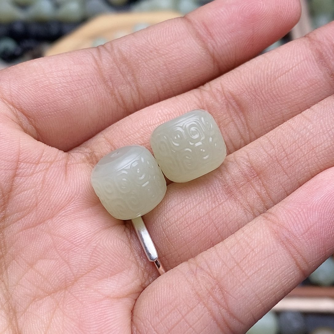 用***9和田玉未镶嵌珠宝半成品