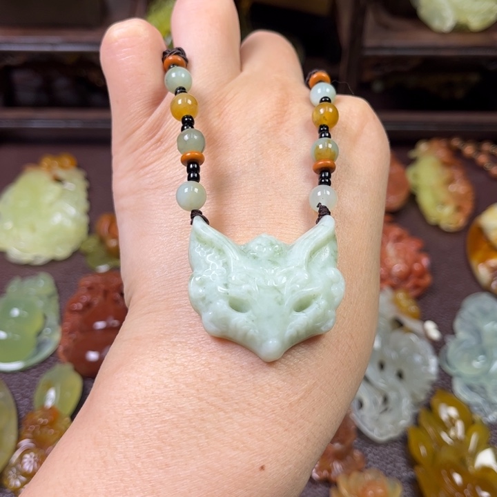 蛇纹石玉吊坠(赠链)未镶嵌