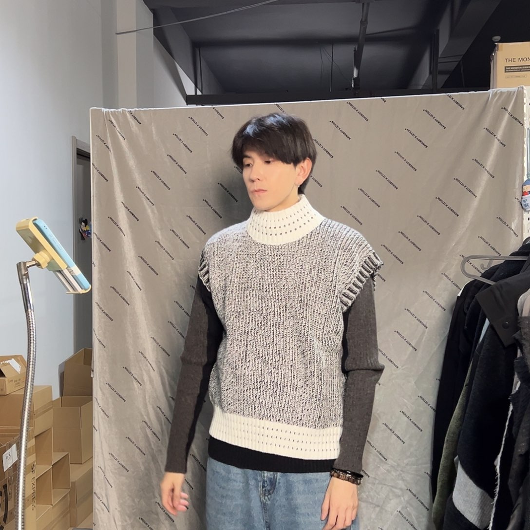 潮流领子很美丽马甲毛衣M