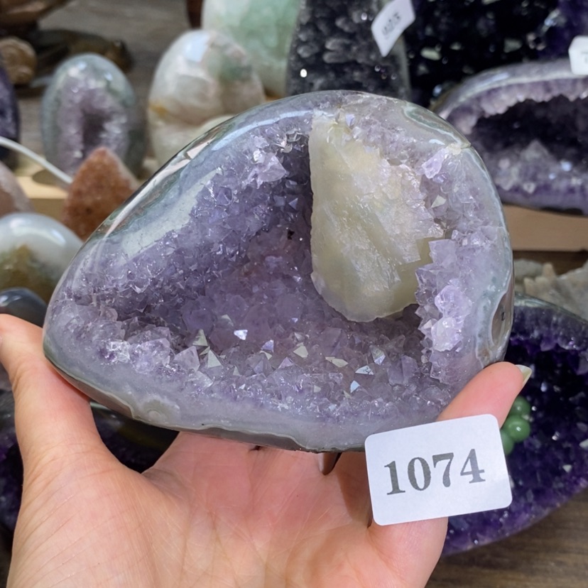 【闪购商品】未镶嵌大型摆件（非配饰）紫晶