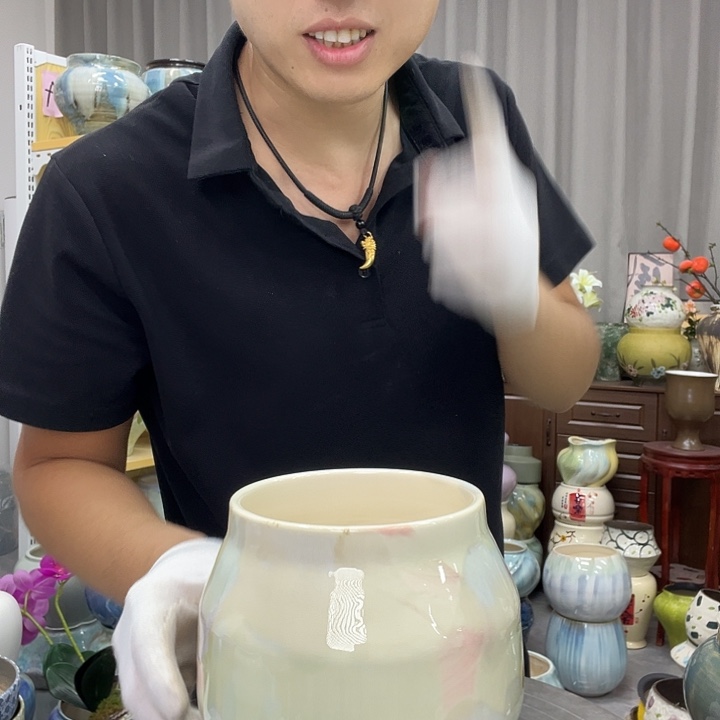 花盆里面的土，然后就没有