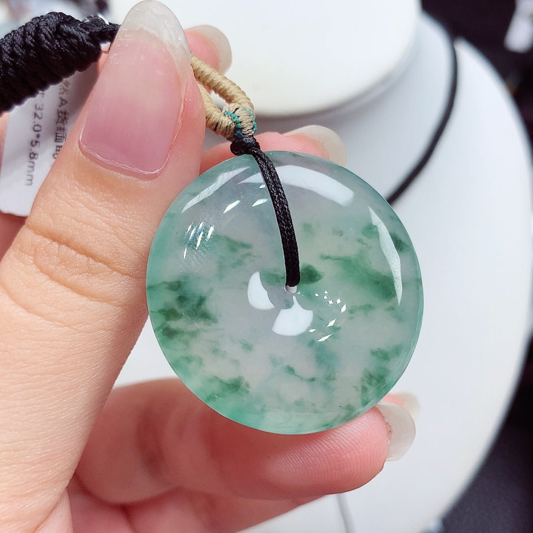 翡翠未镶嵌颈饰翡翠120，32/5.8