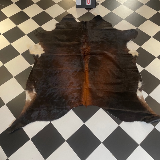 【本尼家】K337 225*195专拍牛皮地毯家用轻奢